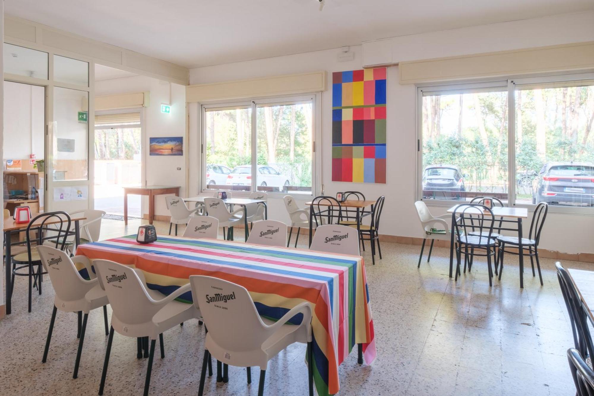 Meet Hostel Cervia Eksteriør billede