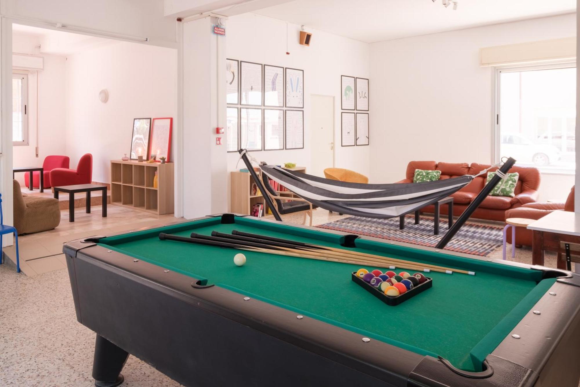 Meet Hostel Cervia Eksteriør billede