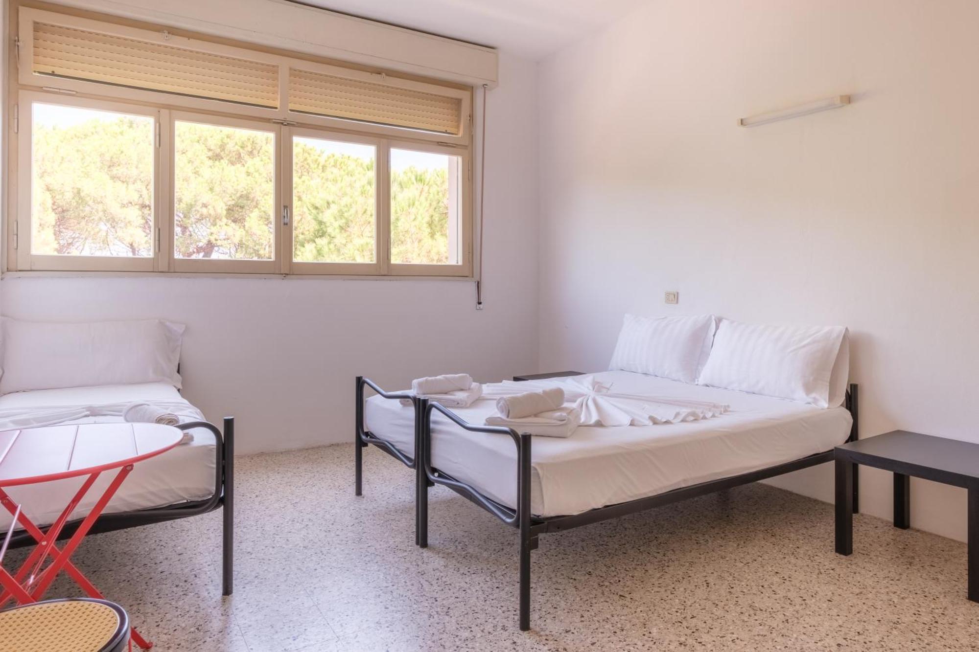Meet Hostel Cervia Eksteriør billede