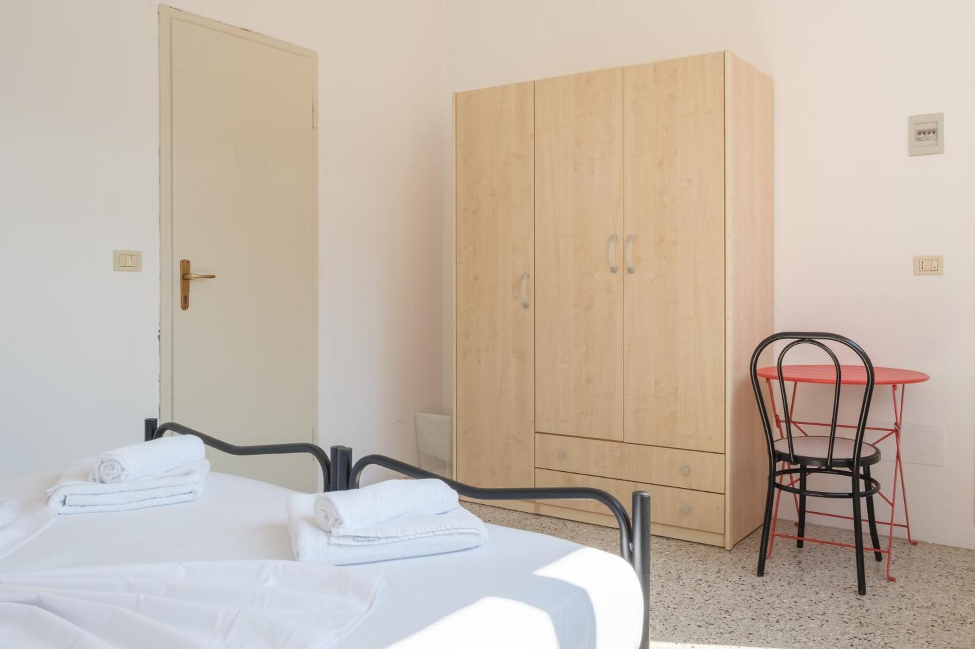 Meet Hostel Cervia Eksteriør billede