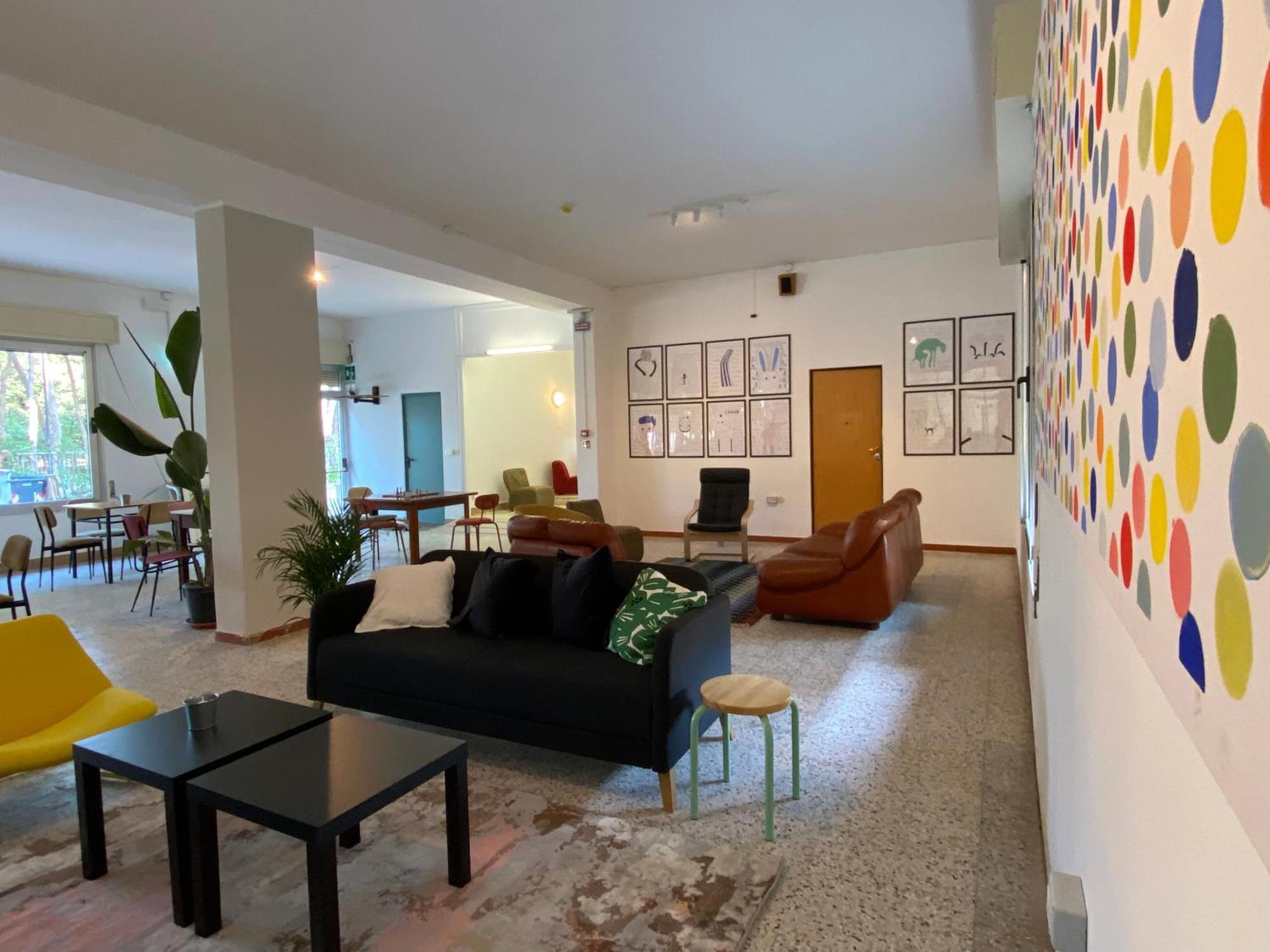 Meet Hostel Cervia Eksteriør billede